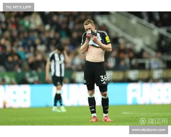 肖恩朗斯塔夫:利兹联当前氛围与纽卡斯尔收购初期极为相似 肖恩朗斯塔夫:利兹联当前氛围与纽卡斯尔收购初期极为相似